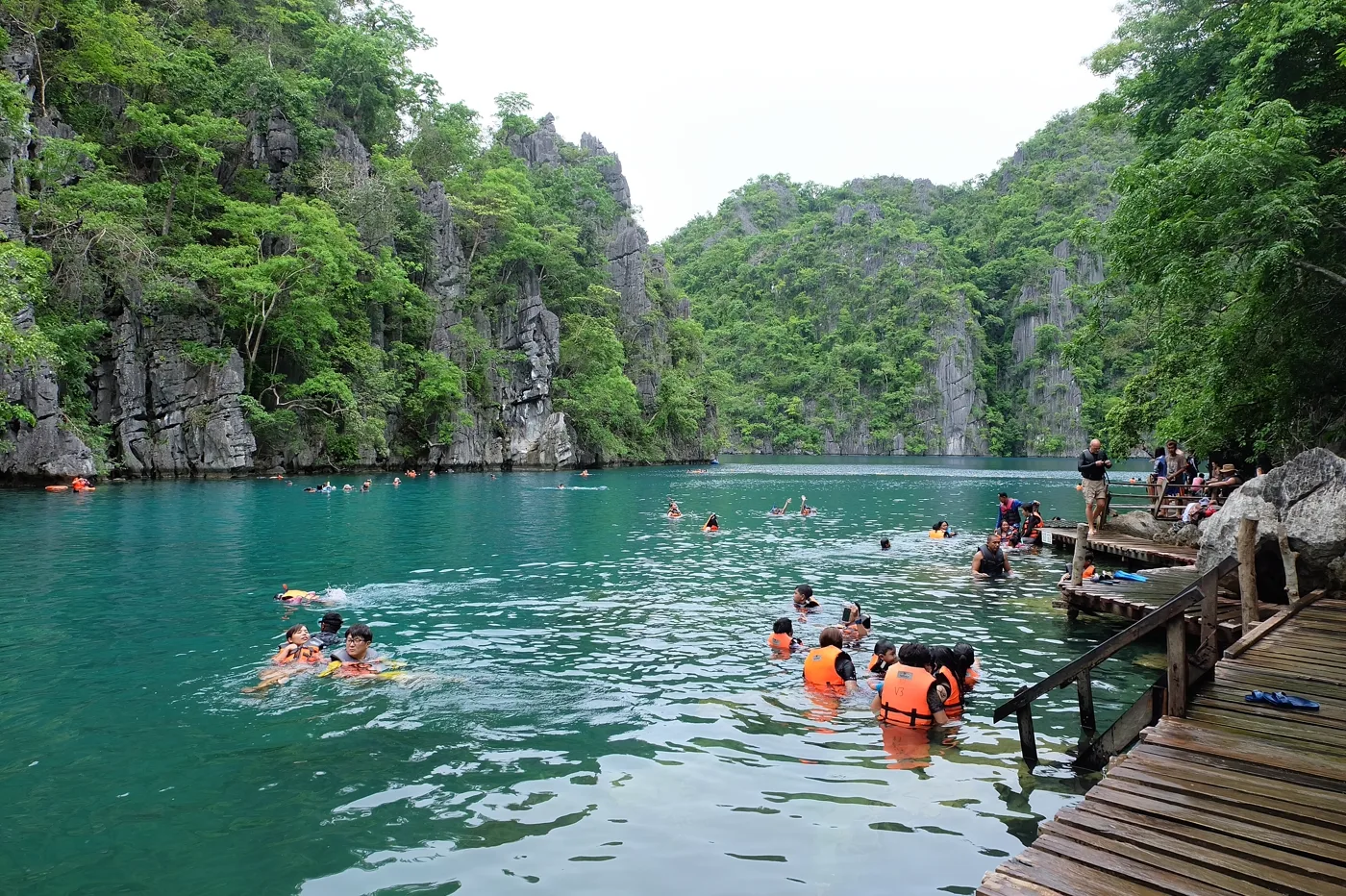ทะเลสาบคายางัน เกาะโครอน ปาลาวัน