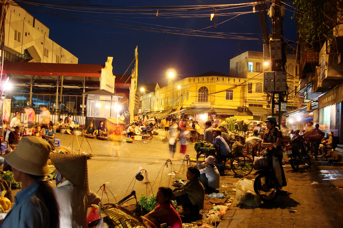 ตลาดด่งซวน ฮานอย